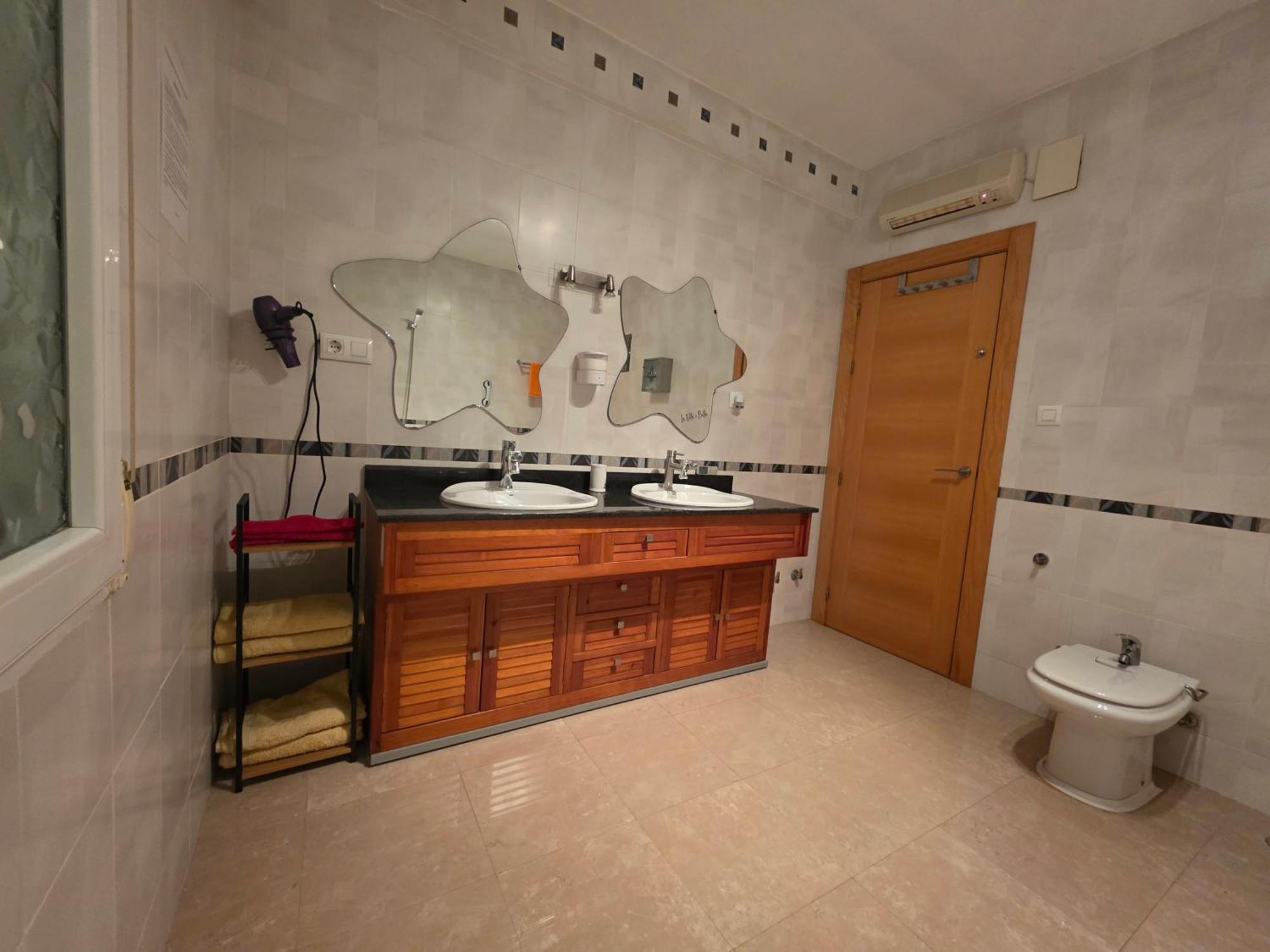 Vut Al-Bayassi Apartment Baeza Exterior photo